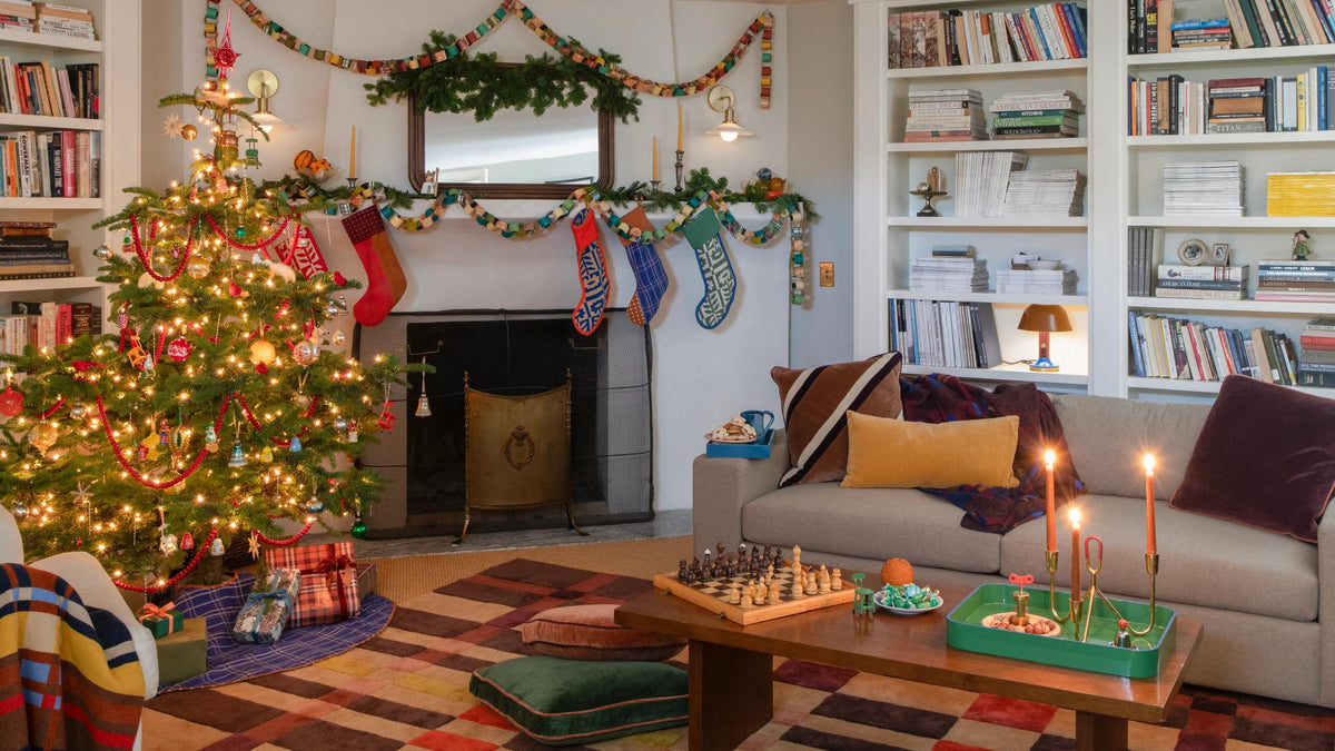 Holiday living room.