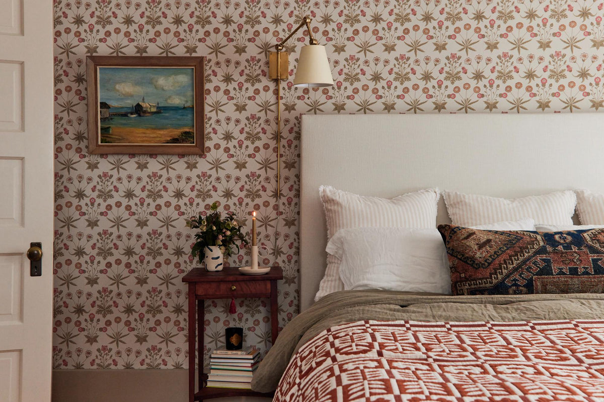 bedroom with stillwater quilt