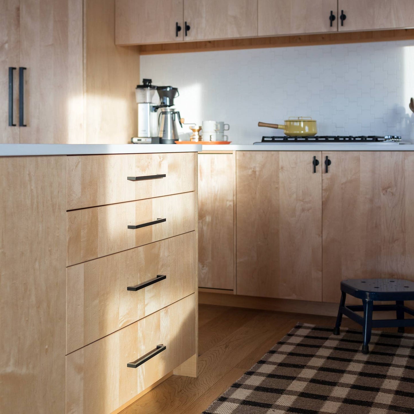 Edgecliff Appliance Pull